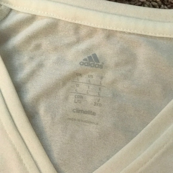 Women’s Adidas Indiana Hoosier Shirt - Picture 3 of 4